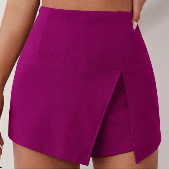 SHEIN SXY Solid Split Front Skort Color: Red Violet Size 2(XS) - Picture 2 of 13